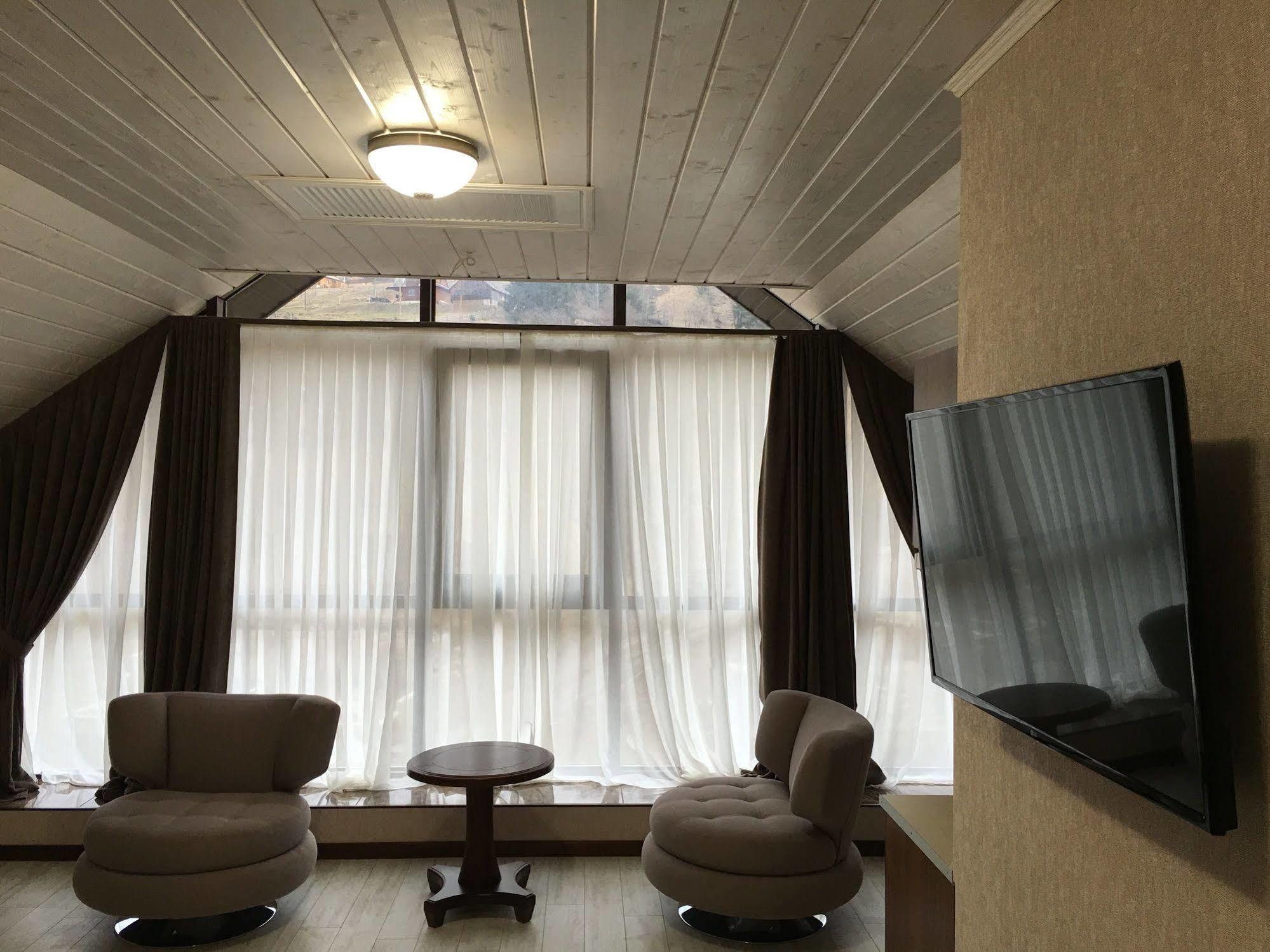 Carparosa Hotel Bukoveľ Exteriér fotografie